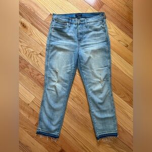 J.Crew Distressed Straight Leg Jeans Size 29 Raw Hem Light Wash Denim ✨